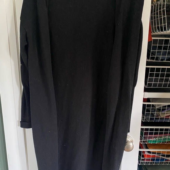 Black Wilfred Long Cardigan 100% merino wool - Picture 3 of 3